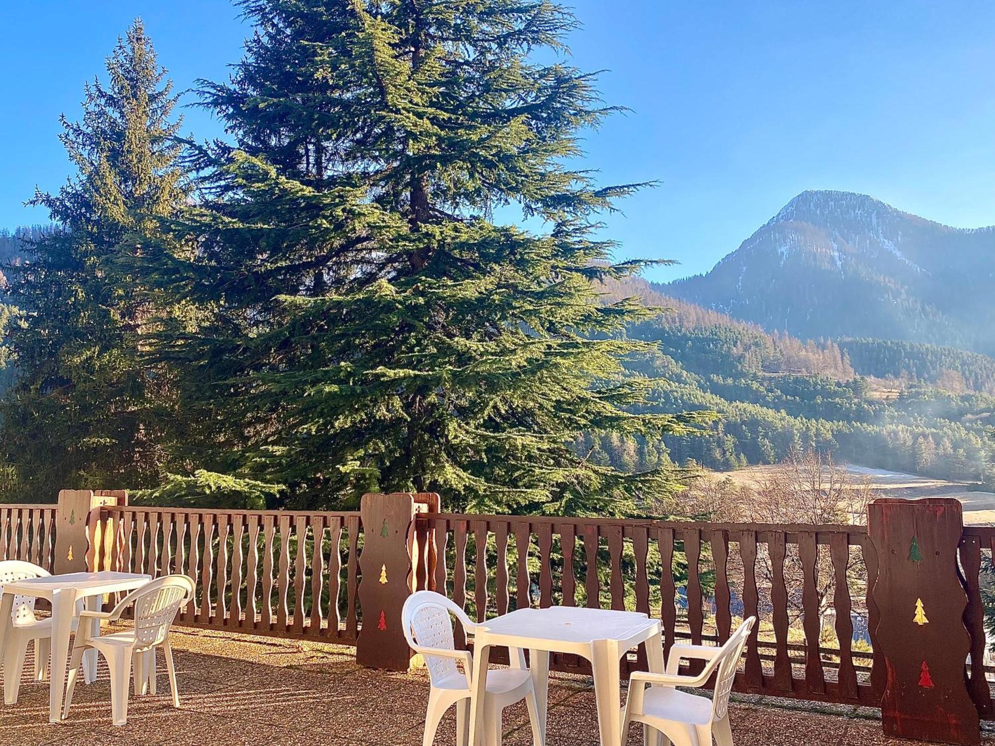 Auberge De Jeunesse Hi Valdeblore - Le Chalet Exterior photo