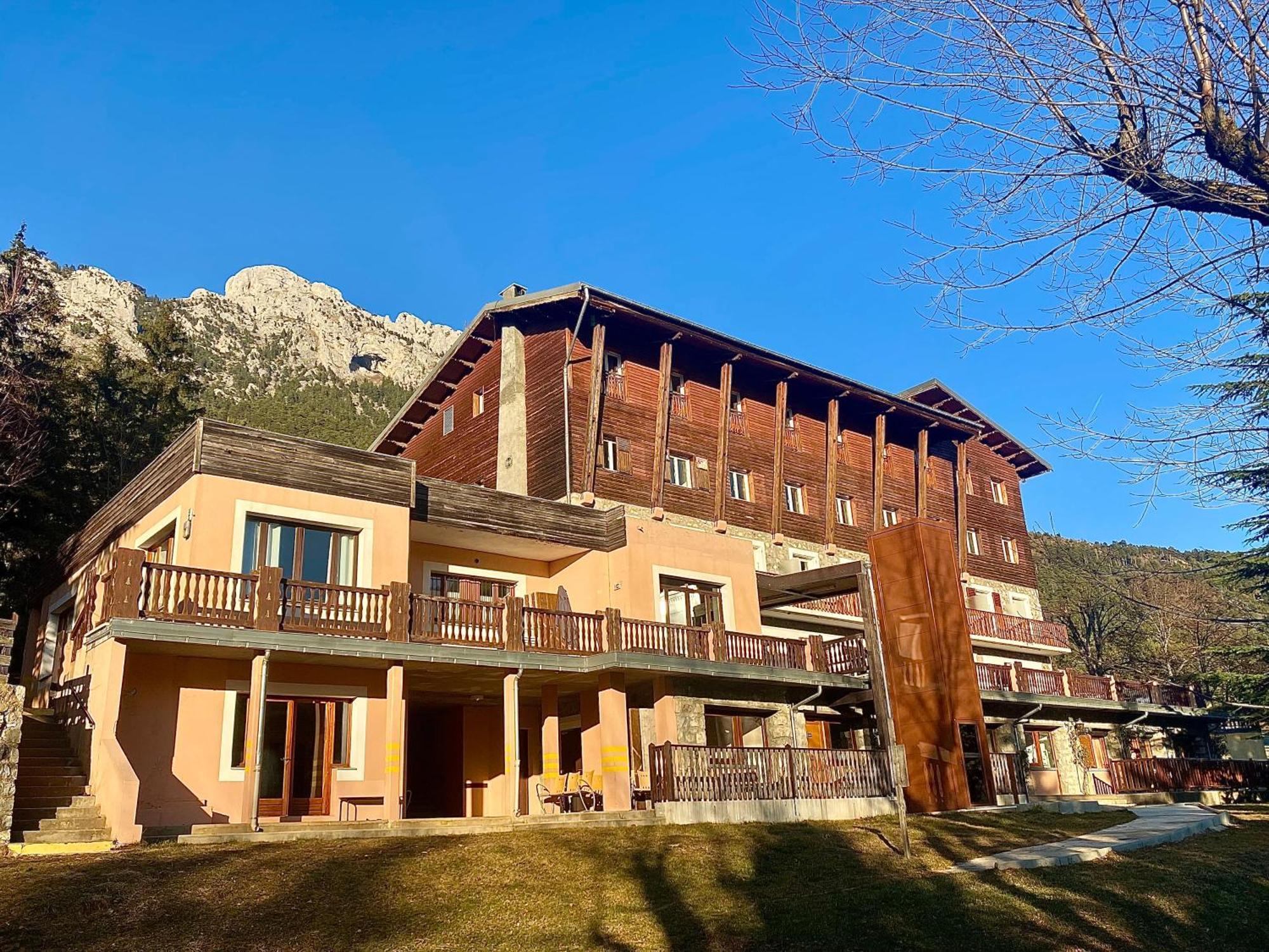 Auberge De Jeunesse Hi Valdeblore - Le Chalet Exterior photo